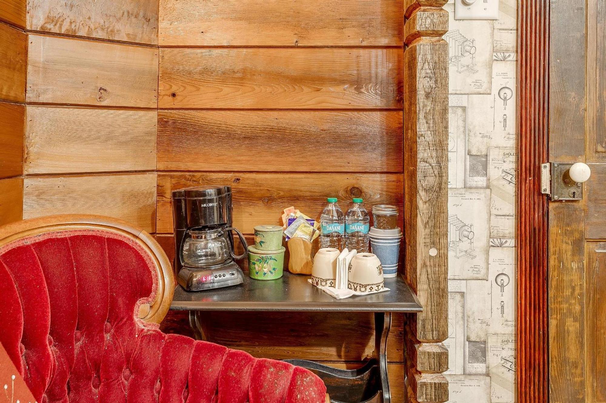The Gallery House Boutique Hotel Stephenville Dış mekan fotoğraf